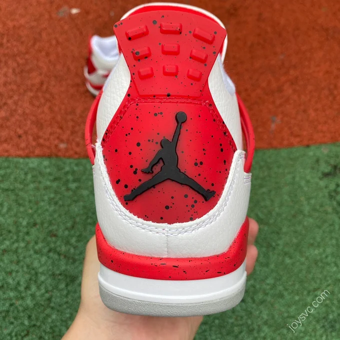 Air Jordan 4 