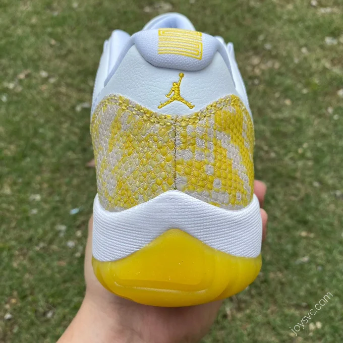 Air Jordan 11 Low WMNS 