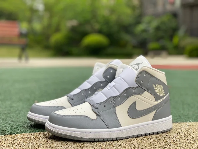 Air Jordan 1 Mid Grey White Sneakers BQ6472-115