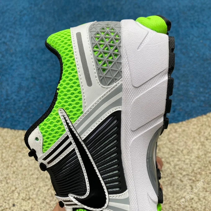 Nike Zoom Vomero 5 Green Black White CI1694-300