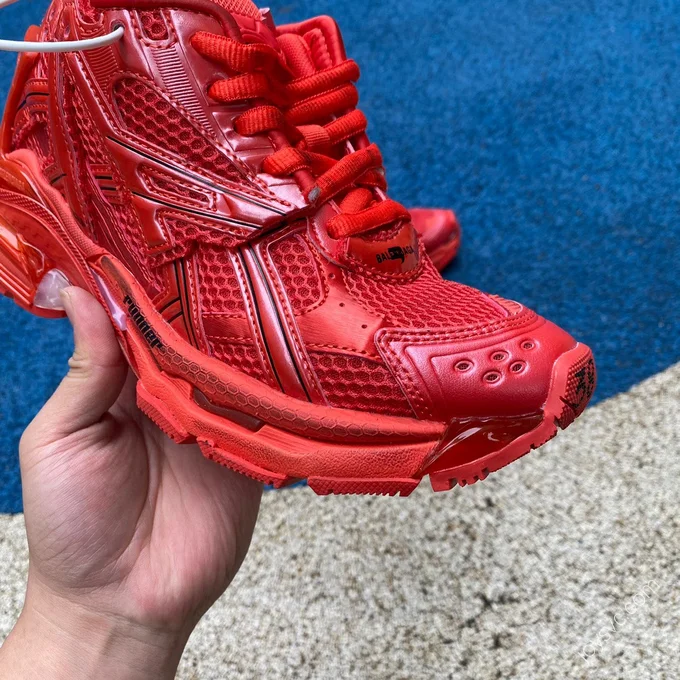 Balenciaga Runner 7.0 Red