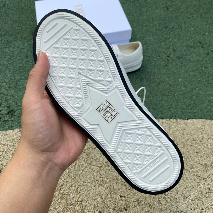 Dior Walkn'Dior White