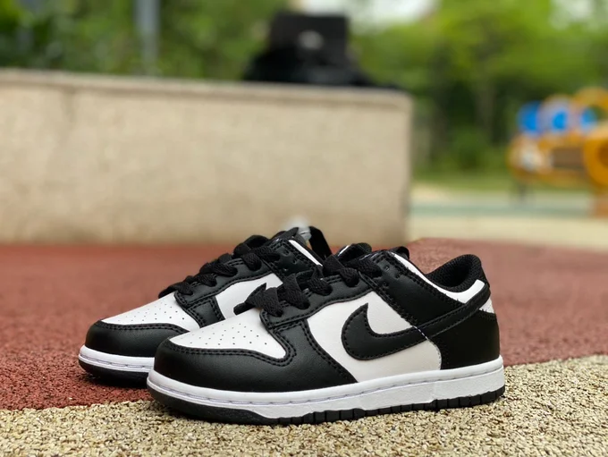 Nike Dunk Low Black White CW1588-100