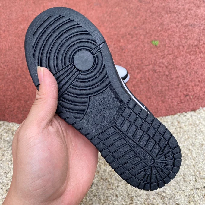 Nike Dunk Low Black White CW1588-100
