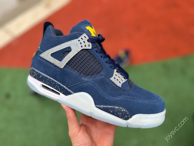 Air Jordan 4 