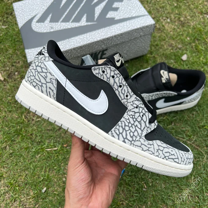 Air Jordan 1 Low OG 