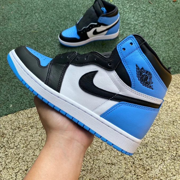 Air Jordan 1 Blue Black Sneakers DZ5485-400