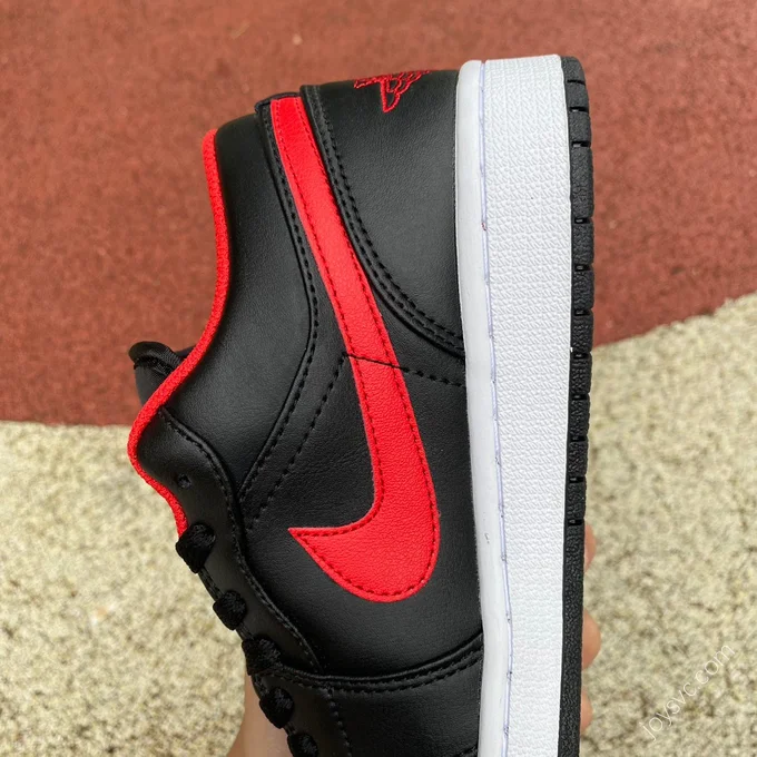 Air Jordan 1 Low Black Red Toe Low-Top Sneaker 553558-063