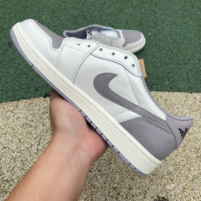 Air Jordan 1 Low OG EX 