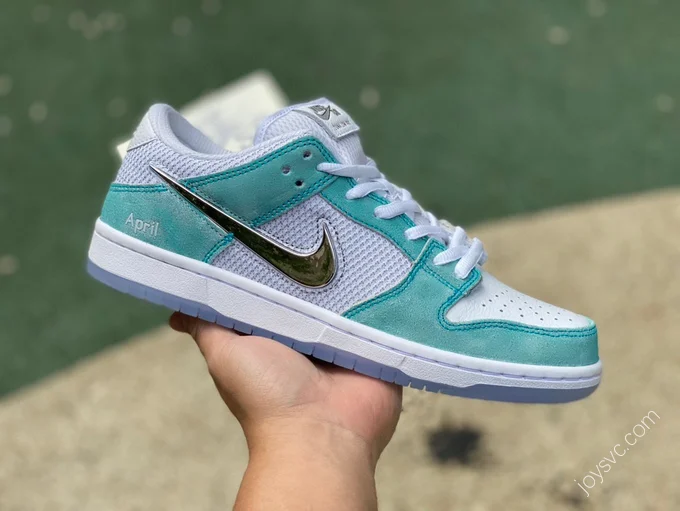 APRIL SKATEBOARDS x Nike SB Dunk Low White Green