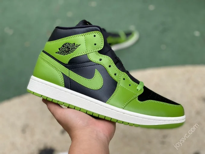 Air Jordan 1 Mid 