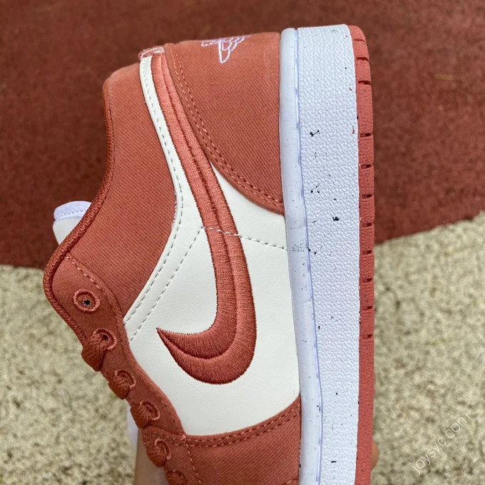 Air Jordan 1 Low SE 