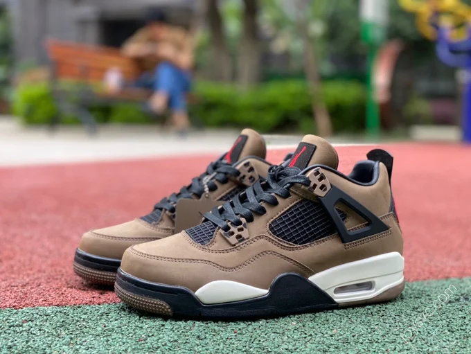 Air Jordan 4 x Travis Scott 