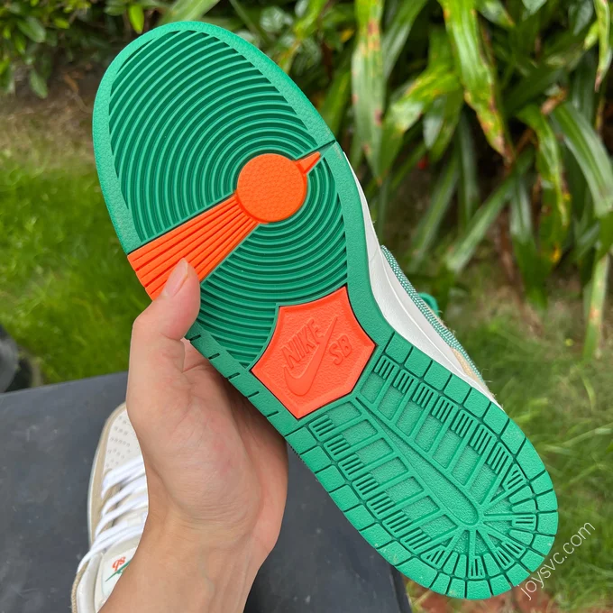 Jarritos x Nike SB Dunk Low FD0860-001