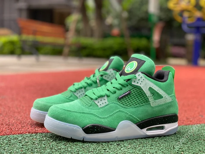 Air Jordan 4 