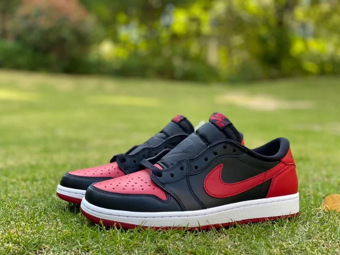 Air Jordan 1 Retro Low Bred 2015 Black Red 705329-001