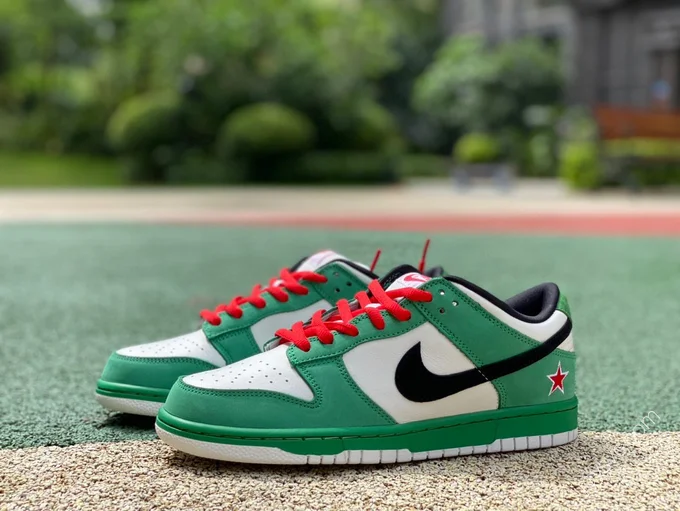 Nike Dunk SB Low Pro 