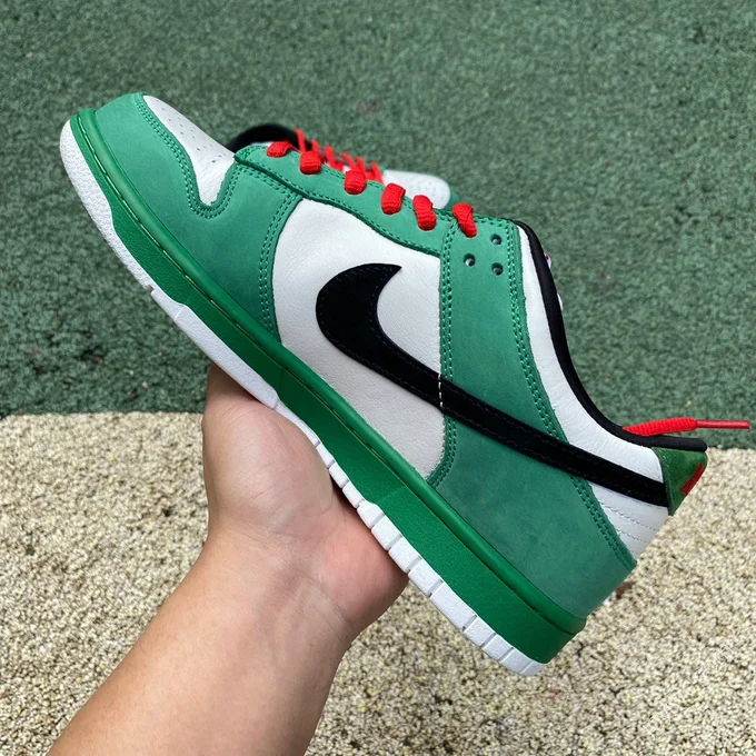 Nike Dunk SB Low Pro 