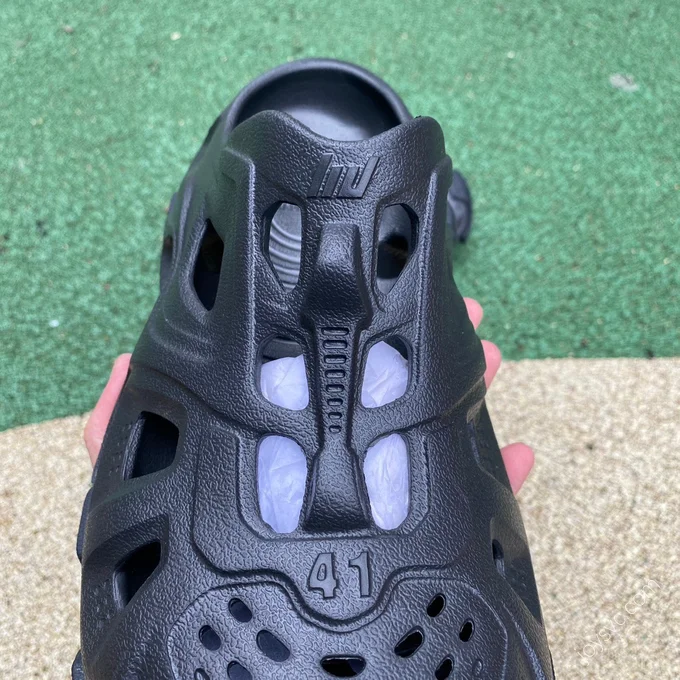 Balenciaga Mule Black