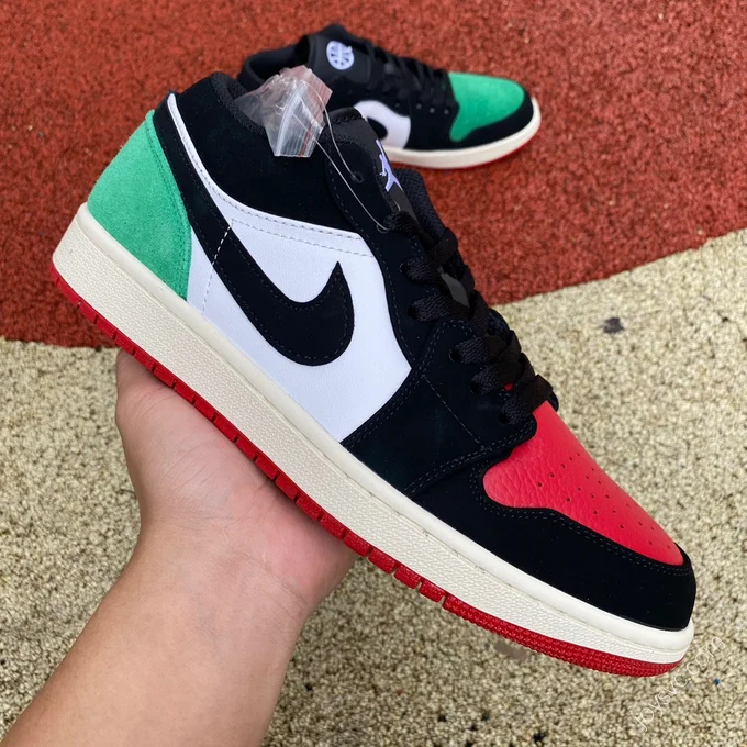 Air Jordan 1 Low 