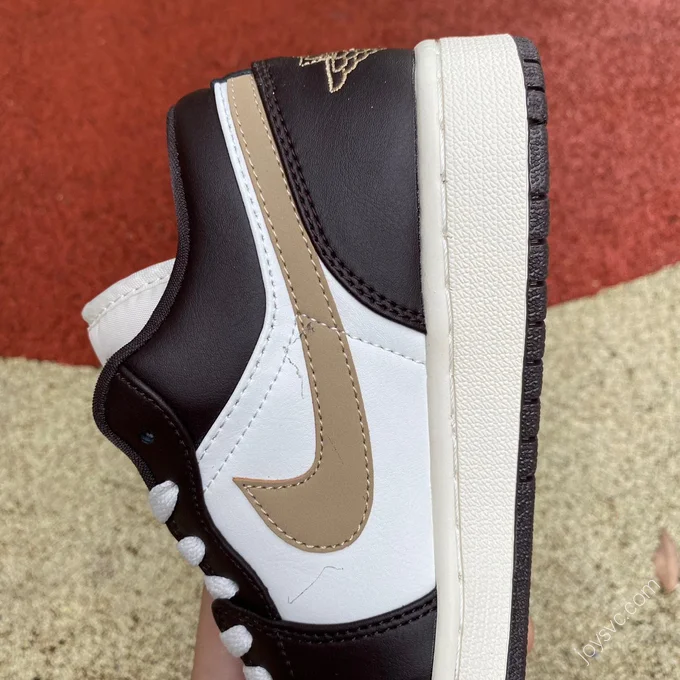 Air Jordan 1 Low White Brown Sneakers DC0774-200