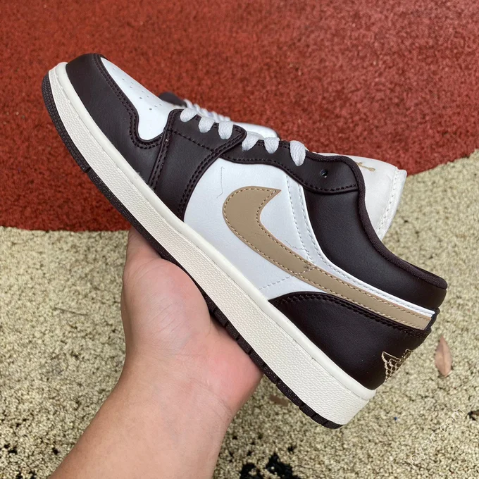 Air Jordan 1 Low White Brown Sneakers DC0774-200