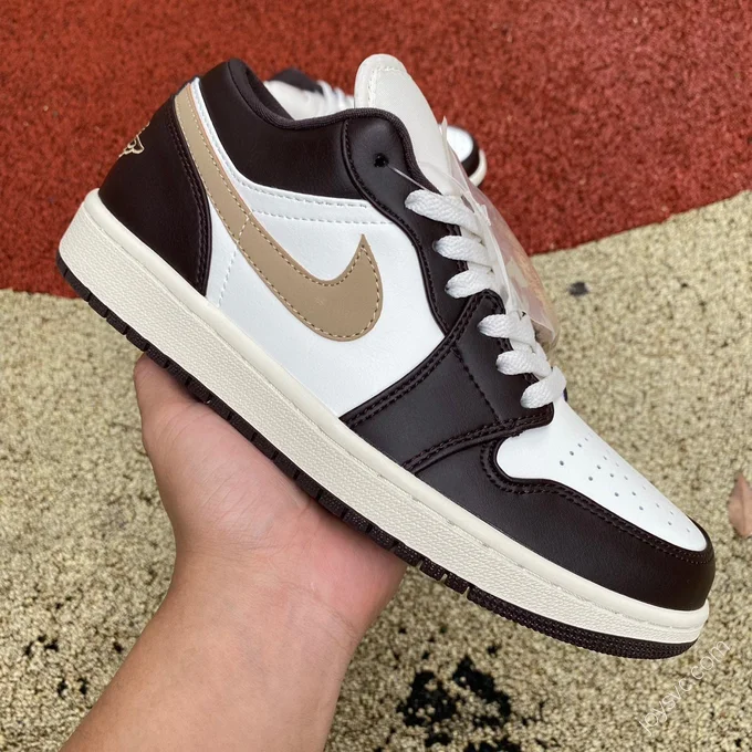 Air Jordan 1 Low White Brown Sneakers DC0774-200