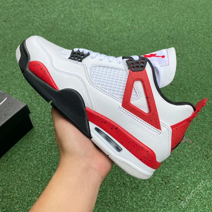 Air Jordan 4 