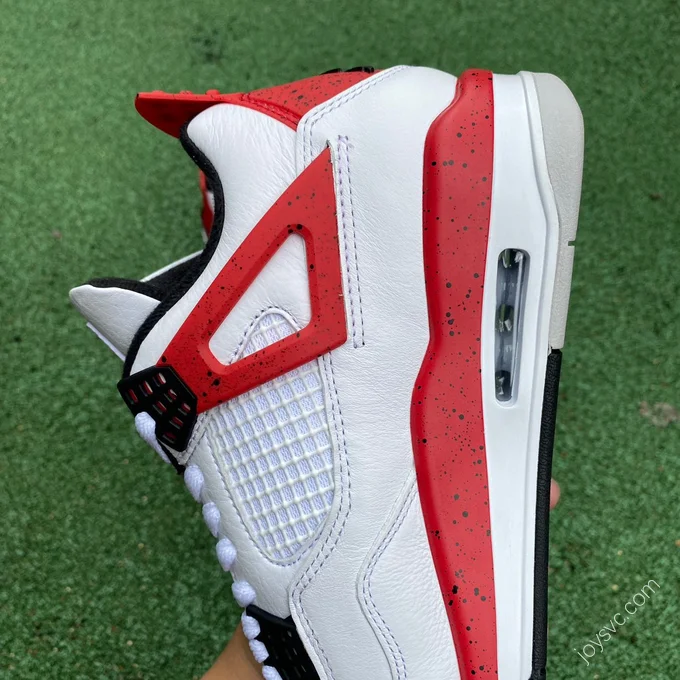 Air Jordan 4 