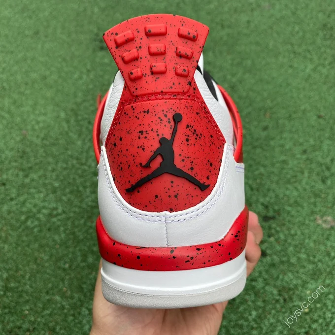 Air Jordan 4 