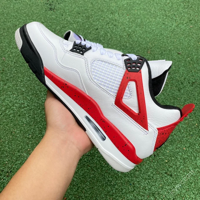 Air Jordan 4 