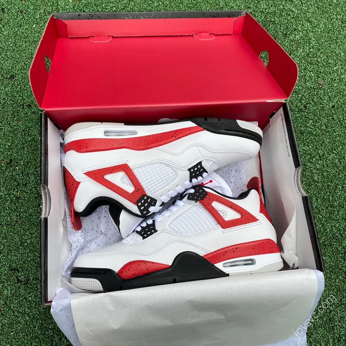 Air Jordan 4 