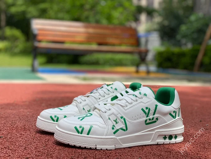 LOUIS VUITTON Trainer White Green