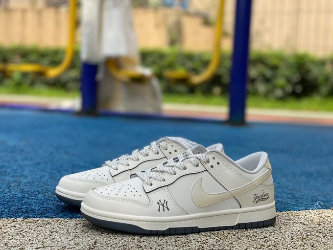 Nike Dunk x MLB Yankees Beige FC1688-106