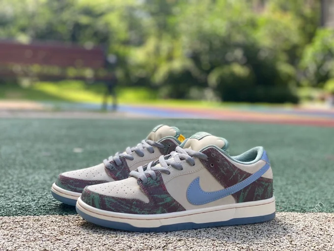 Crenshaw Skate Club x Nike SB Dunk Low FN4193-100