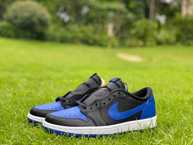 Air Jordan 1 Low 