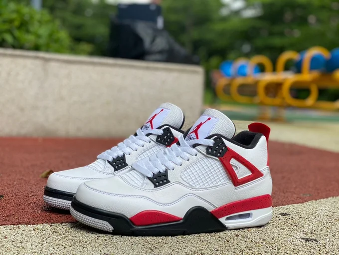 Air Jordan 4 