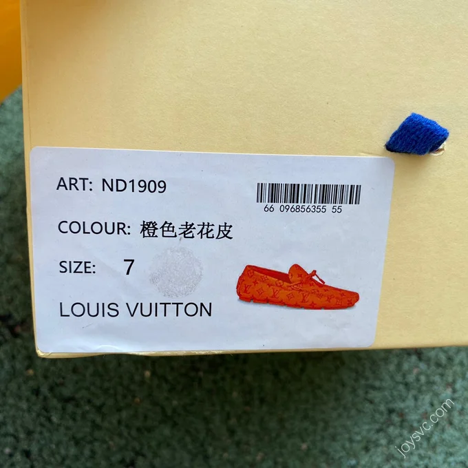 LOUIS VUITTON Moccasin Orange