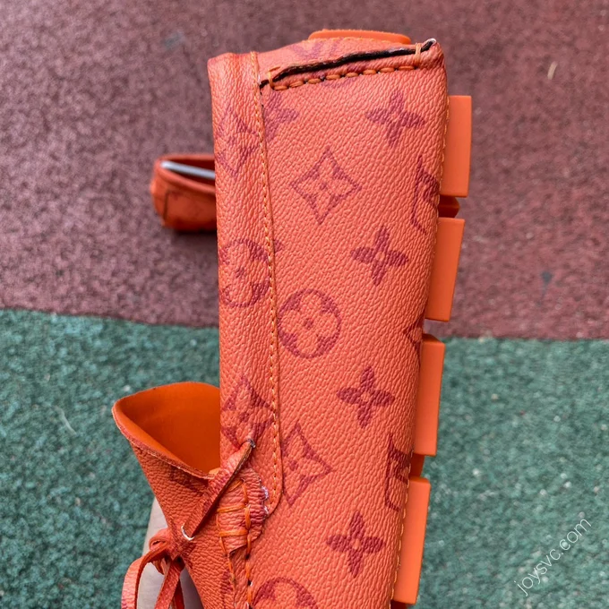 LOUIS VUITTON Moccasin Orange