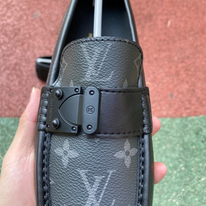 LOUIS VUITTON Moccasin Black