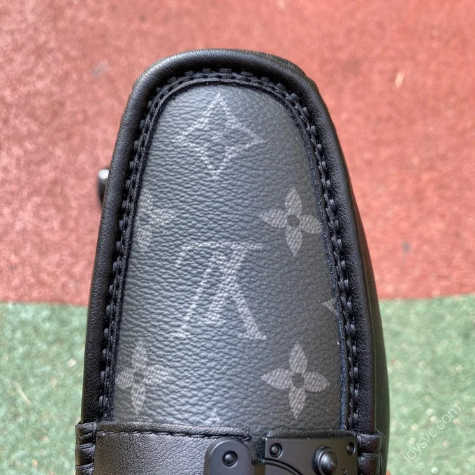 LOUIS VUITTON Moccasin Black