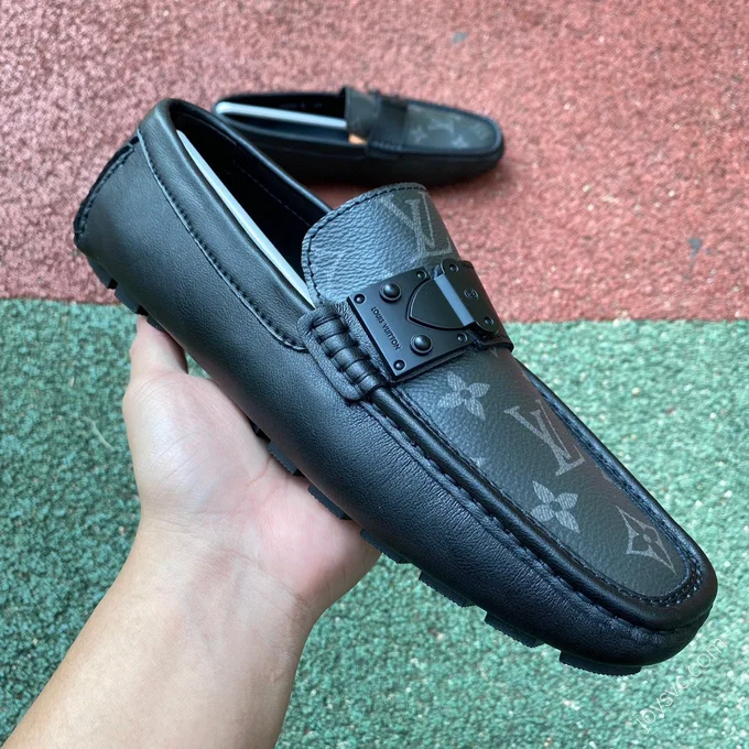 LOUIS VUITTON Moccasin Black