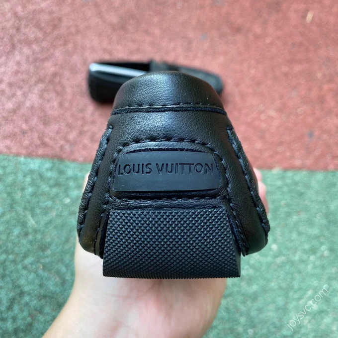 LOUIS VUITTON Moccasin Black