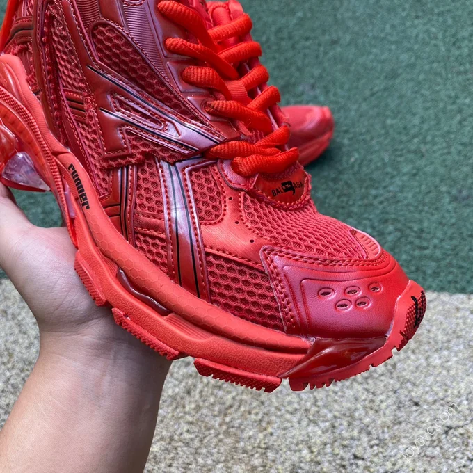 Balenciaga Runner 7.0 Red