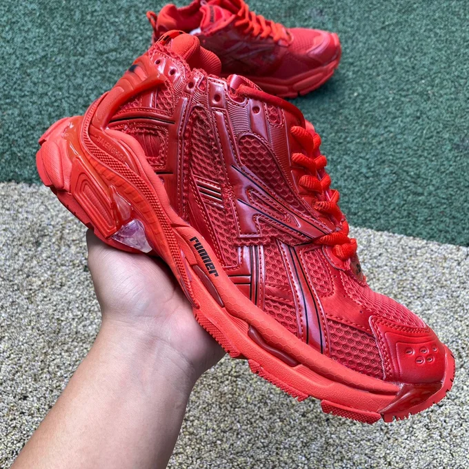 Balenciaga Runner 7.0 Red