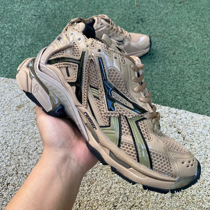 Balenciaga Runner 7.0 Brown