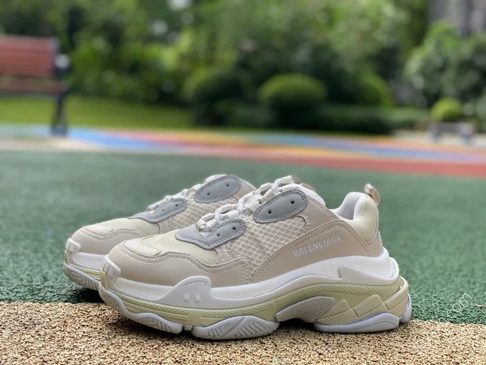 Balenciaga Triple S Grey White