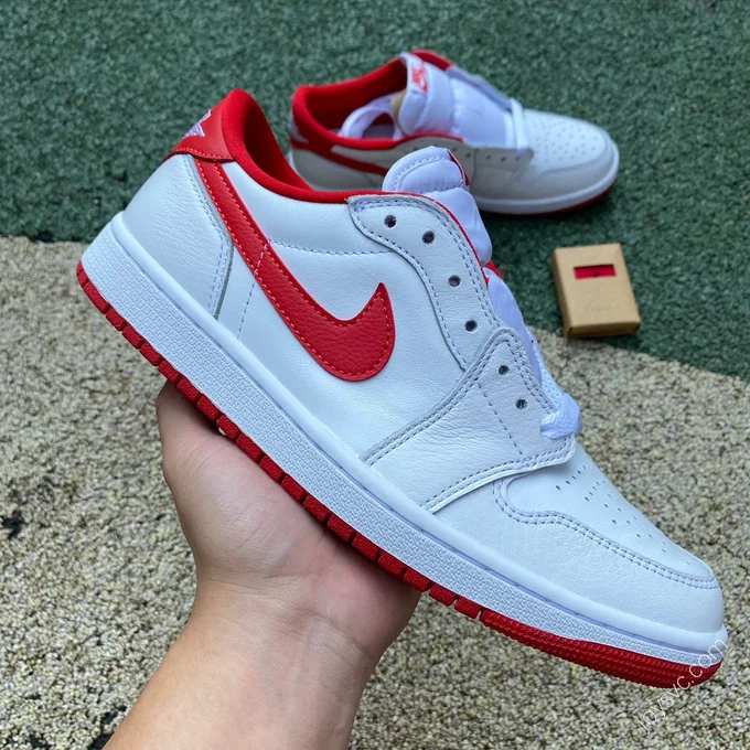 Air Jordan 1 Low OG 