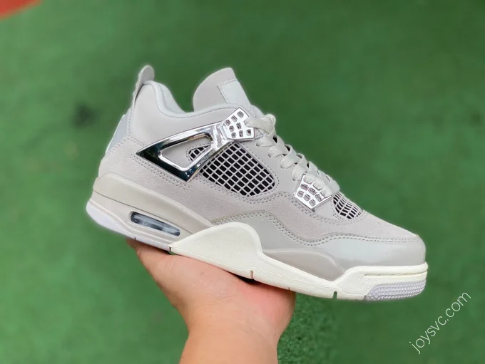 Air Jordan 4 WMNS 