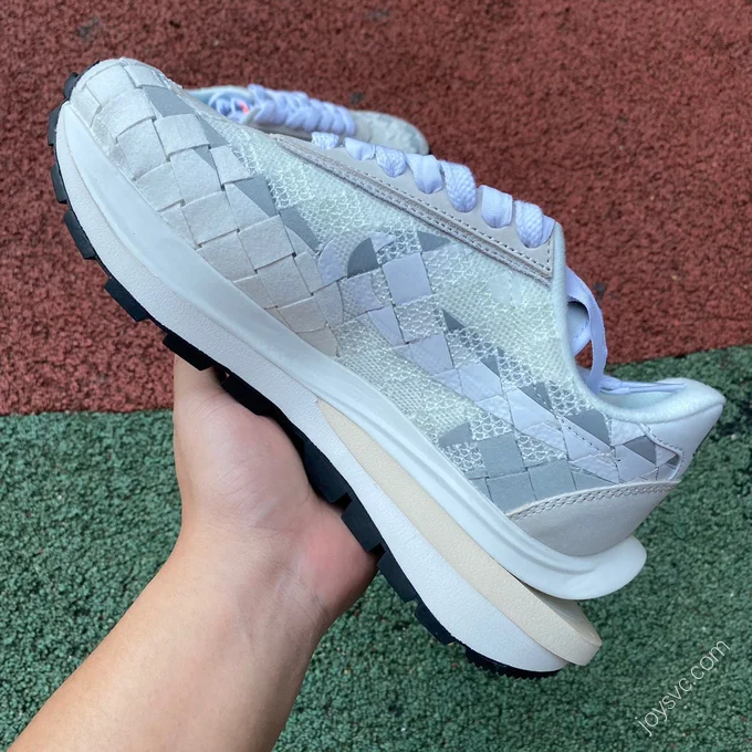 Sacai x Nike Woven Grey White DR5209-100